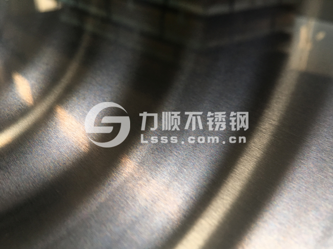 無錫拉（lā）絲（sī）不鏽鋼板_www.麻豆视频油磨拉絲