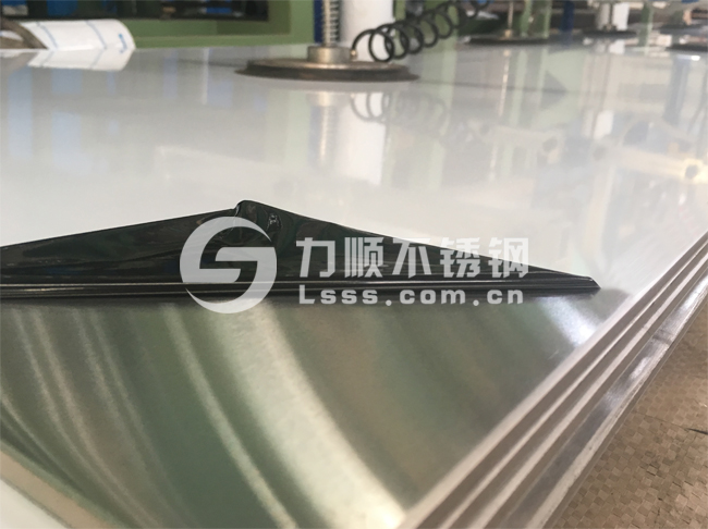 拉絲(sī)不鏽鋼