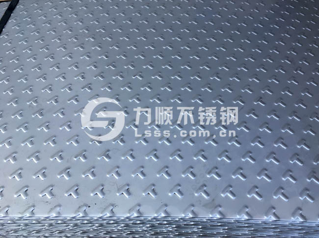 T型（xíng）花紋板圖片