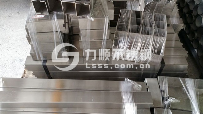 激光切割方管 激(jī)光(guāng)切管機