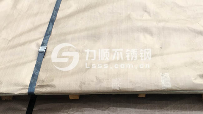拉絲板牛皮(pí)紙(zhǐ)鋼帶打包 精包裝