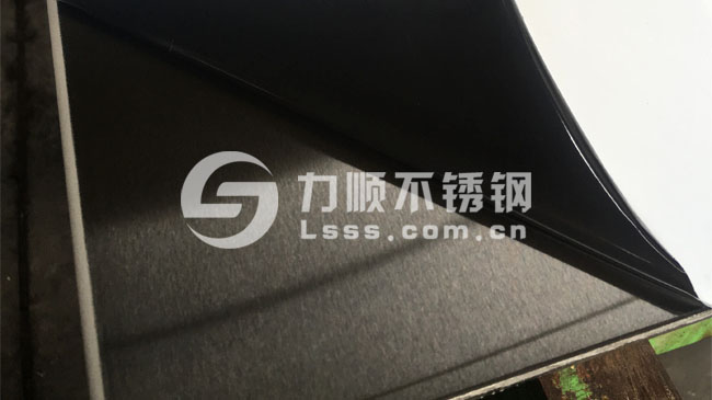 油磨不(bú)鏽鋼拉絲板圖片