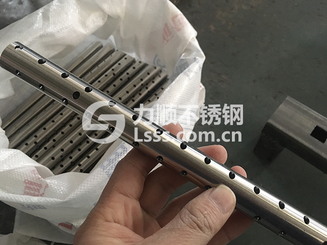不鏽鋼管（guǎn）切孔 激光切割鋼管 不